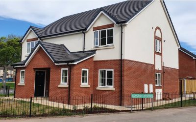 LEACROFT AVENUE, BUSHBURY